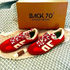 NWOT Back 70 Ghost Sneaker In Red Size 37